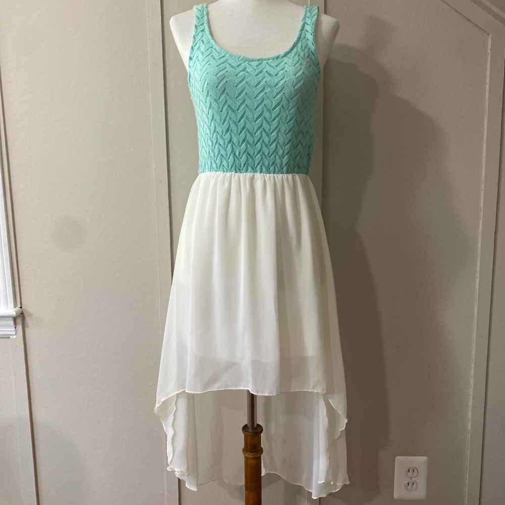 NWT (with flaw) Mint Green and Ivory High-Low Dress, size Small